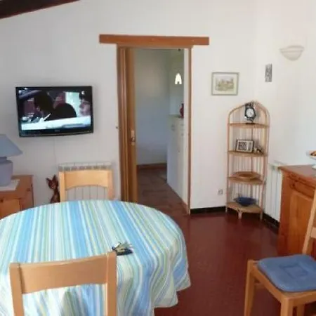 Вилла Two-bedroom With Terrace And Garden View 64